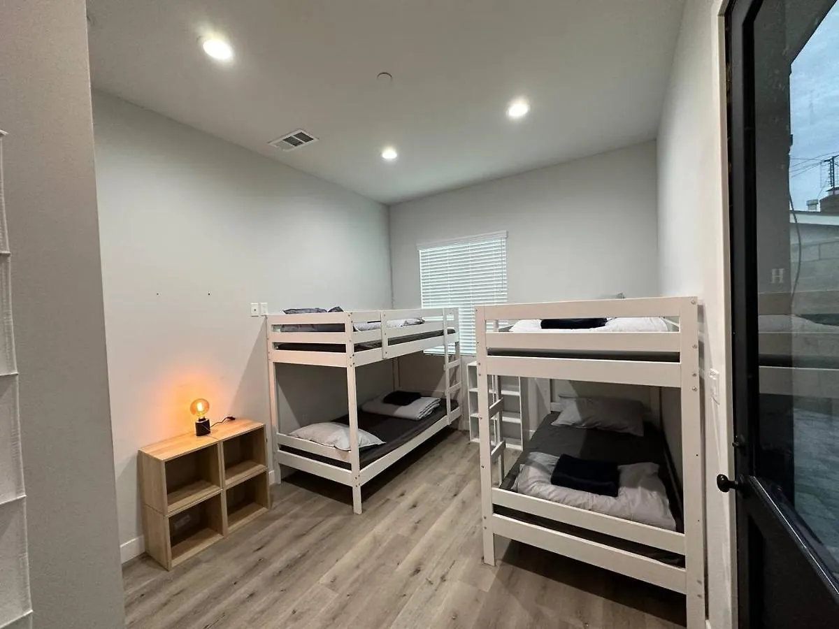 Hostel Home Town Los Angeles